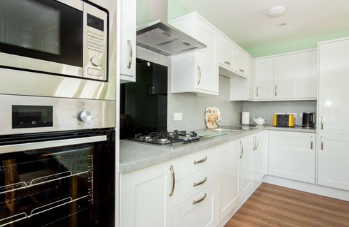 Inverness Cabaña | Casa de vacaciones independiente en una zona tranquila pero cerca de las tiendas en Inshes, Inverness
