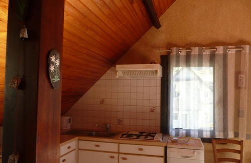 Esquieze-Sere Casa | Casa independiente-Vista dominante sobre el valle (alquiler de temporada)