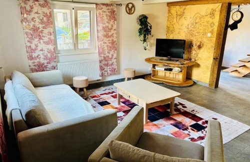 Ueberstrass Casa | Detached house
