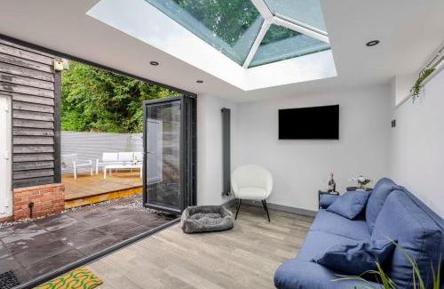 Ashbocking Casa | Detached House in Quiet Suffolk Village - Pets Allowed