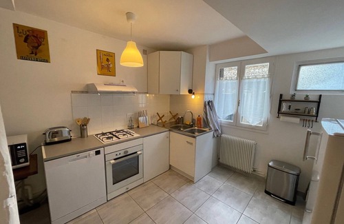 Samois-sur-Seine Casa | Detached house in quiet village on the edge of the Seine and Fontainebleau forest.