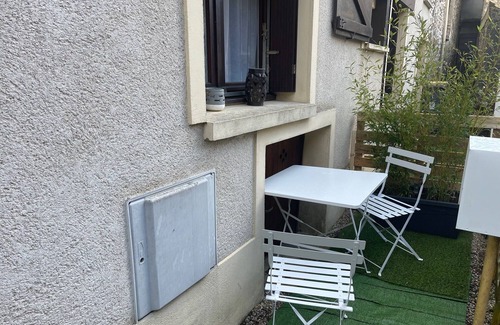 Samois-sur-Seine Casa | Detached house in quiet village on the edge of the Seine and Fontainebleau forest.