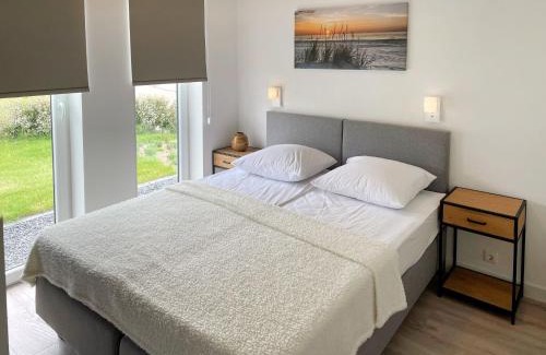 Wemeldinge Casa | Detached House in Zeeland with Scenic Terrace