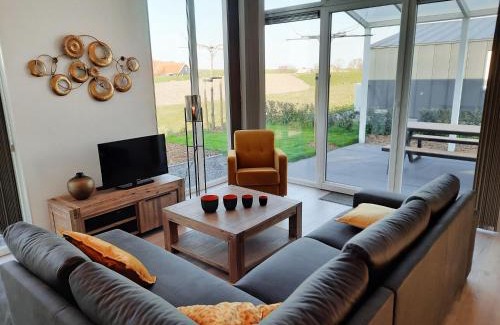 Wemeldinge Casa | Detached House in Zeeland with Scenic Terrace