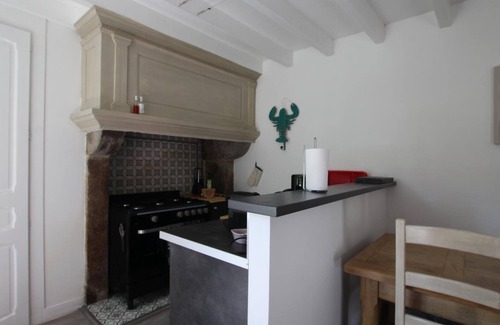 Fermanville Cabaña | Casa independiente con jardín cerrado en Fermanville, se admiten mascotas, aparcamiento y Wi-Fi