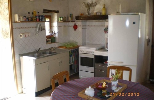 Coaraze Cabaña | Casa independiente con jardin