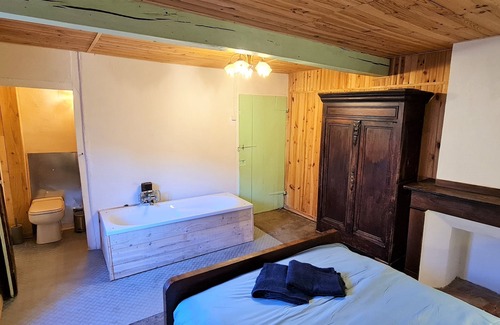 Balagueres Casa | Detached private house with direct access to the Pyreneees