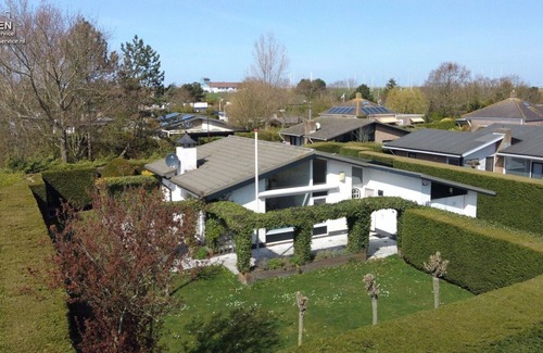 Scharendijke Casa | Casa de vacaciones independiente renovada en terrenos cerrados