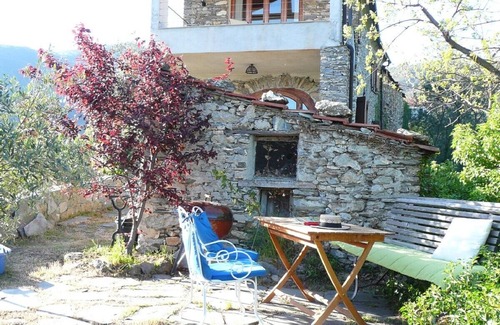 Monta D'aquila Casa | Rústico independiente en Liguria, vistas panorámicas de la naturaleza virgen, olivares
