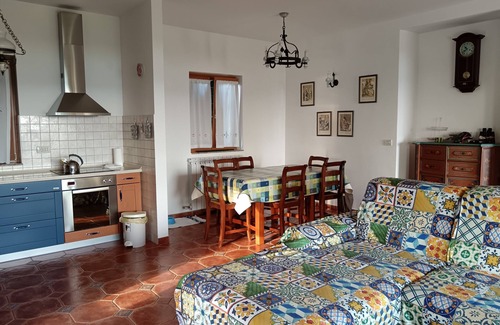 Koper Villa | Relájate en la colina con vistas al mar.