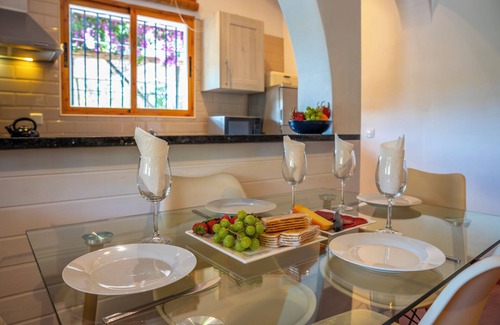 Archez Villa | Villa independiente con piscina privada y vistas buenas 5 minutos de pueblo