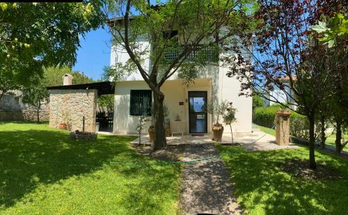 Haniotis Casa | Detached Villa with Sea View