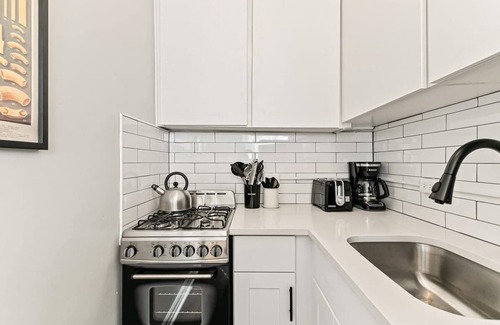 City Park Apartamento | Detroit by Modern Midstay | On City Park! #T18