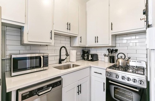 City Park Apartamento | Detroit by Modern Midstay | On City Park! #T27