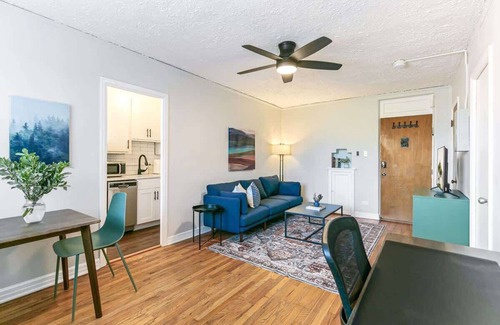 City Park Apartamento | Detroit by Modern Midstay | On City Park! #T27