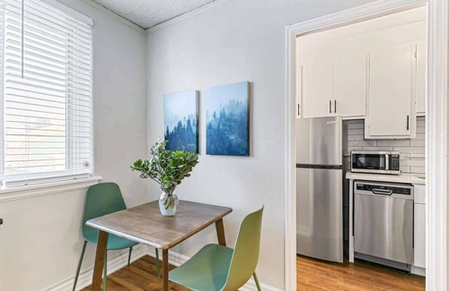 City Park Apartamento | Detroit by Modern Midstay | On City Park! #T27