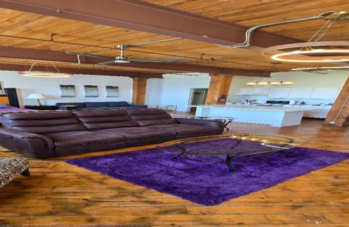 Detroit Apartamento | Detroit MotorCity Riverfront Loft