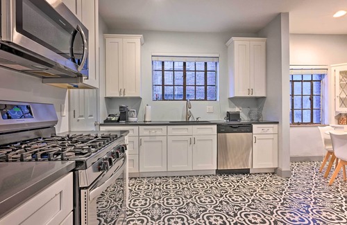 Detroit Apartamento | Detroit Vacation Rental: 8 Mi to Downtown!