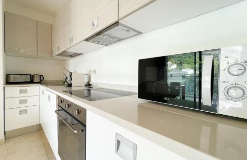 Beausoleil Apartamento | Deux pièces, parking et piscine