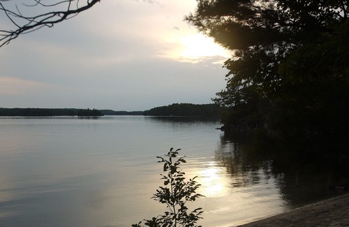 Frontenac Chalet De Esquí | Devil Lake Beach Retreat