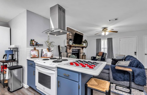 Mary Esther Casa | Deville Quarters | Near 2 Beaches!