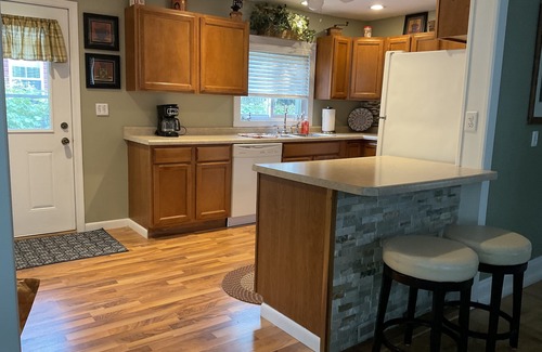 Manitou Beach Casa | Devils Lake Rental Home ubicado en el hermoso pueblo de Manitou Beach, Mi