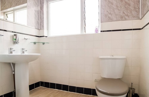 Westcliff-on-Sea Casa | Devine Beach Hotel, Westcliff Southend-On-Sea