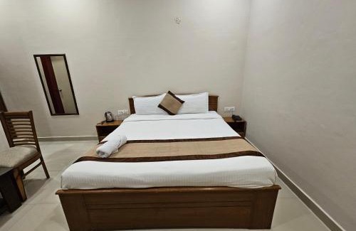 Gwalior Hotel | Devki Grand Hotel