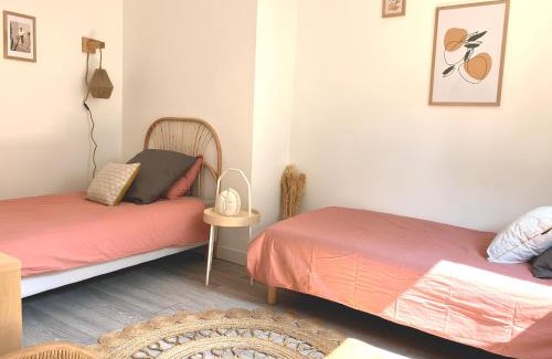 Sainte-Anne - Faubourg Noyon Apartamento | Dewailly, 2 chambres, 3 lits, élégant, 700m centre ville