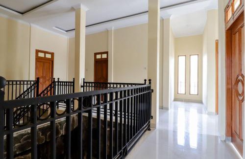 Bantul Casa | Dewisri Homestay