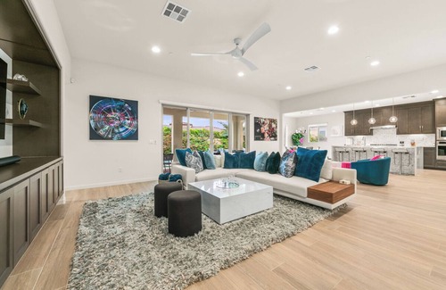 Carmela Casa | Dezert Joy by VARE | Pool+Spa, BBQ, Fire Pit, Pool Table!