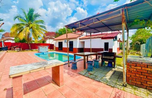 Alor Gajah Casa | DFaro 5R Pool Villa
