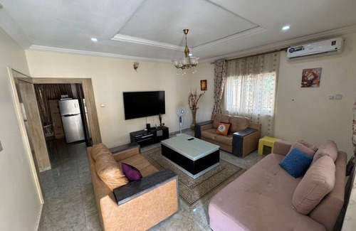 Orozo Casa | DFP (2.0) | Modern 1BED Apartment (Apo, Abuja)