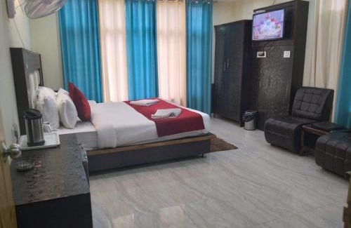 Naddi Hotel | Dharamshala Naddi Edge sunset point# Free Parking-cricket stadium 10 km-Mcleodganj 2 km- Bhagsunag 4