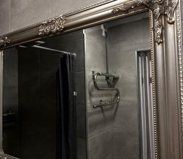 Telsiai Apartamento | DHARMA Stay APARTAMENTAI su terasa ir vaizdu į miestą