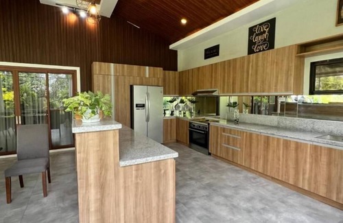Bacolor Otro | Complejo turístico privado Di Bella Cabin