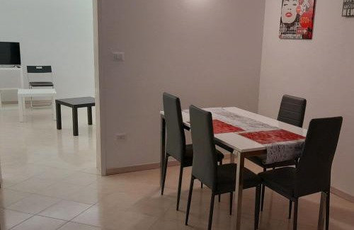 Triggiano Apartamento | Di Fronzo Guest House A