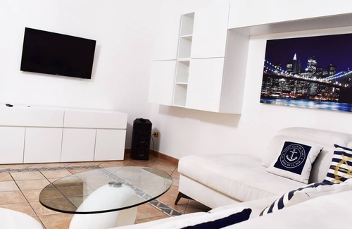 Lizzanello Condominio | Diamond Apartment-De Lujo-Baño privado con hidromasaje-Vista al Parque-Condom...
