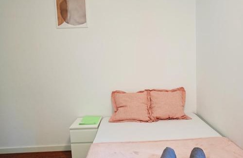 La Sagrada Familia Cama Y Desayuno | Diagonal R1