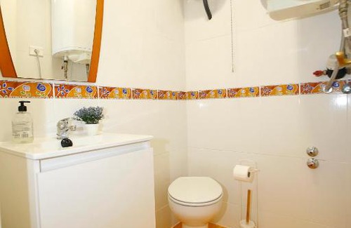 Playa de San Juan Apartamento | DiaMar near the beach with Wifi
