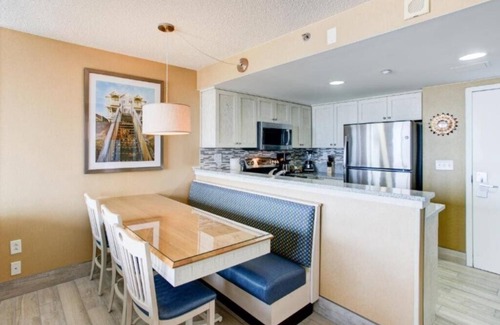 Northeast Virginia Beach Villa | Diamond Resorts Boardwalk Resort and Villas - 2 Bedroom Ocean Front