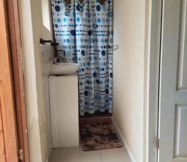 King William's Town Apartamento | Diamonds on 2 Patricia Place