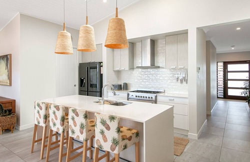 Casuarina Apartamento | Dianella Dream - 4BR Pet-Friendly Home with Pool