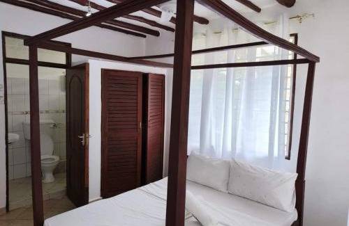 Diani Beach Villa | Diani 2BR Coastal Villa - 4 Mins To The Beach