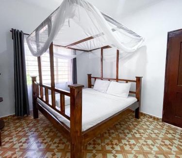 Diani Beach Casa | Diani Camp and Cottages