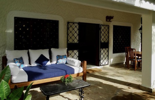 Diani Beach Cama Y Desayuno | Diani Cottages