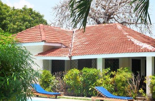 Diani Beach Cama Y Desayuno | Diani Cottages