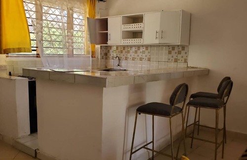 Diani Beach Casa | Lovely 5-bed Room House With a Swimming Pool