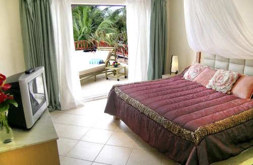 Diani Beach Complejo | Diani Reef Beach Resort & Spa - Your Beachfront Bliss Awaits