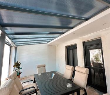Nea Iraklia Apartamento | DIARA APARTMENT